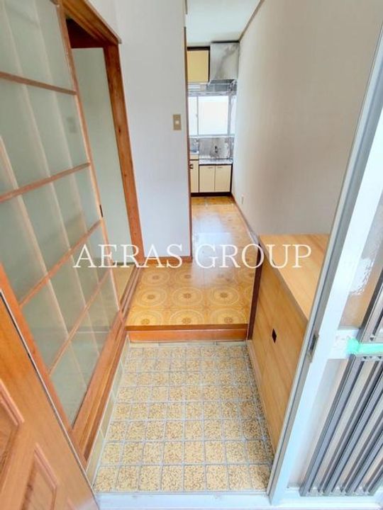 マンションMの玄関