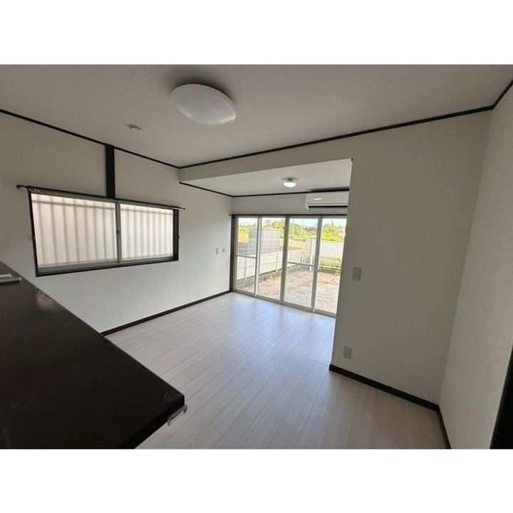 千葉県大網白里市上貝塚(一戸建)の賃貸物件の居間