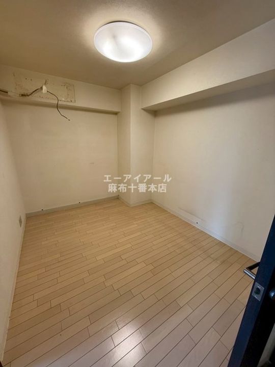 麻布東町マンションの居間