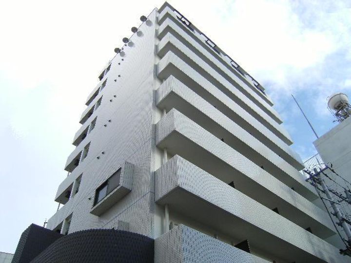 リエス原町の外観