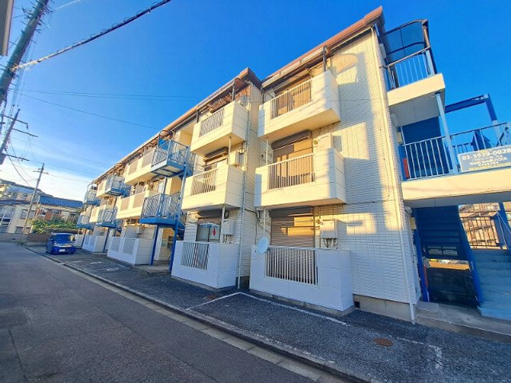 ストゥーディオの外観