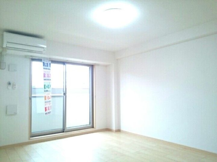 滋賀県大津市今堅田2(マンション)の賃貸物件の居間