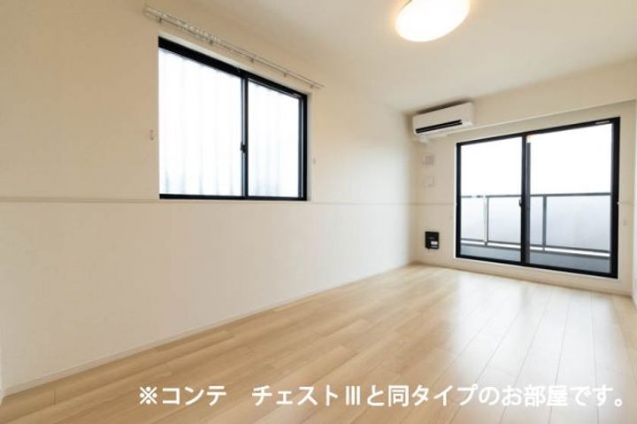 アルファポレールIIの居間