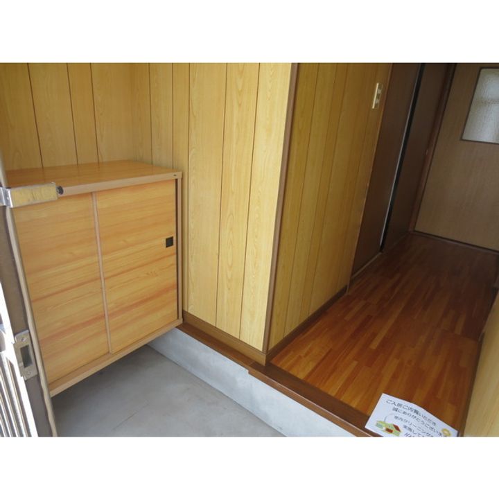 山梨県笛吹市石和町唐柏(一戸建)の賃貸物件の玄関