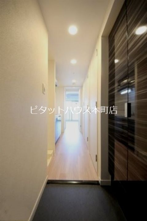 大阪府大阪市西区九条南2(マンション)の賃貸物件の玄関