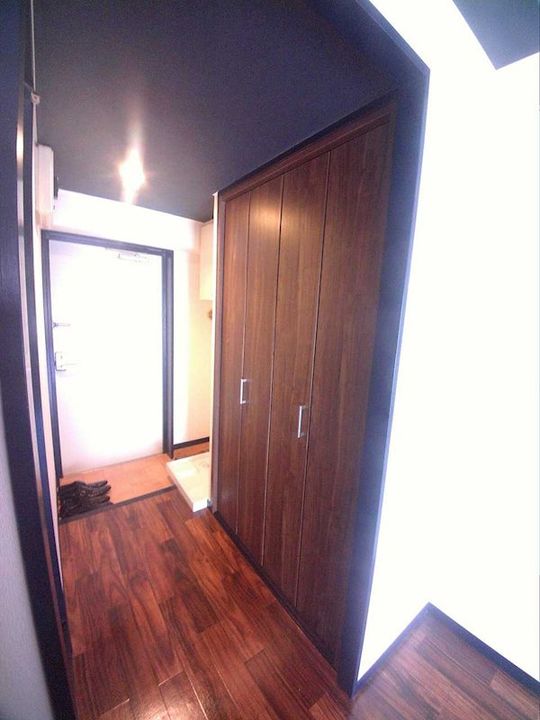 羽根木ハウジングIIの内装