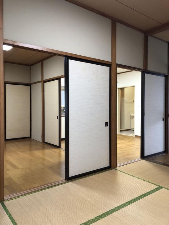松喜ハイムの居間