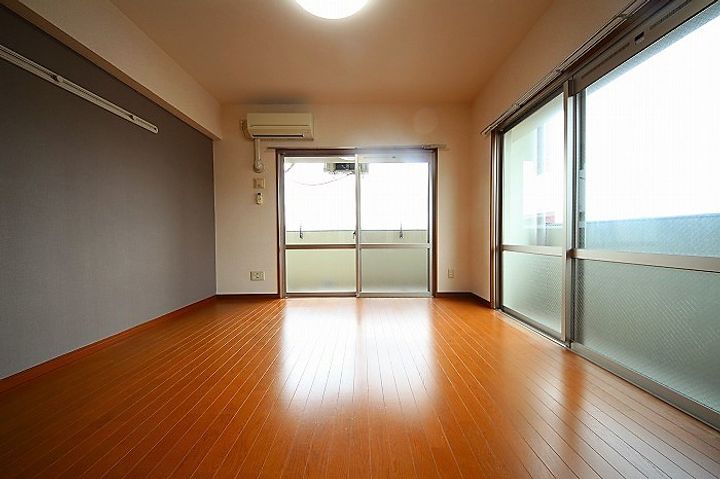 ギャラン吉野町の内装