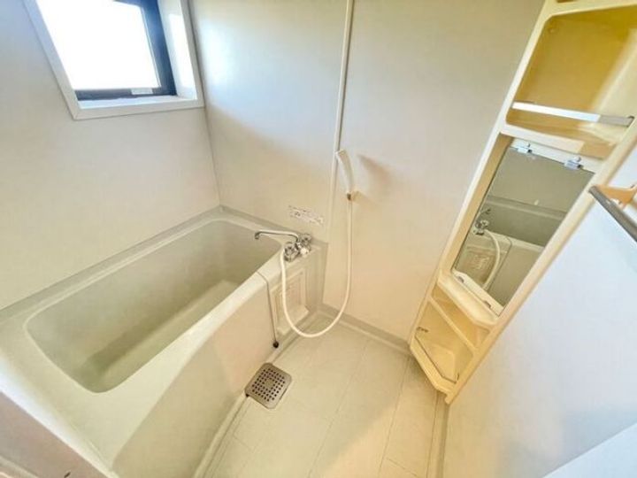栃木県小山市東城南4(アパート)の賃貸物件の風呂