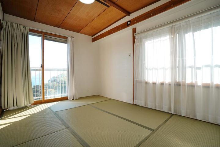 熱海パンシオンの内装