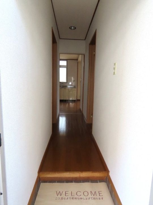 ミヤザキ第1マンションの玄関