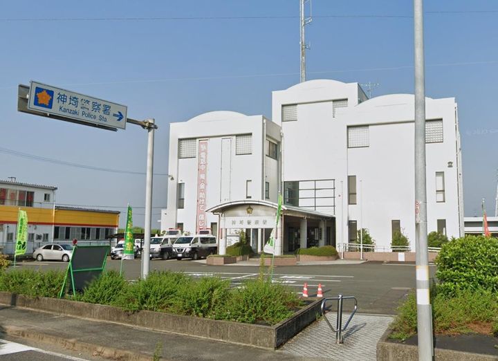 チェルト神埼の周辺