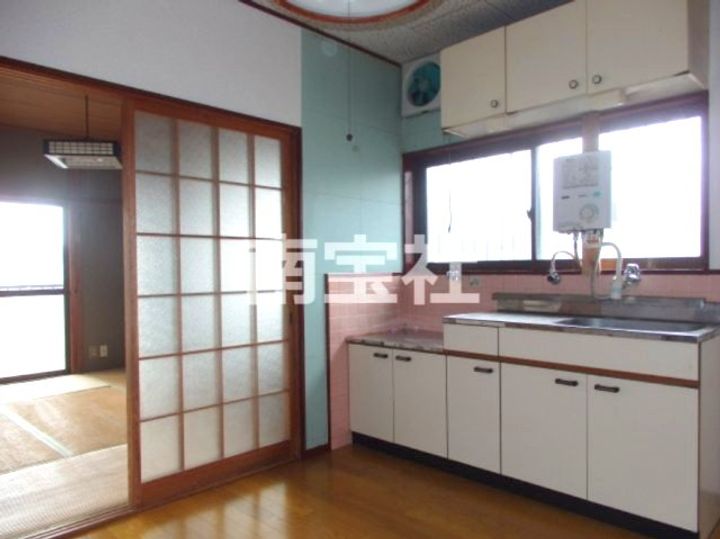 コーポありみつBの居間