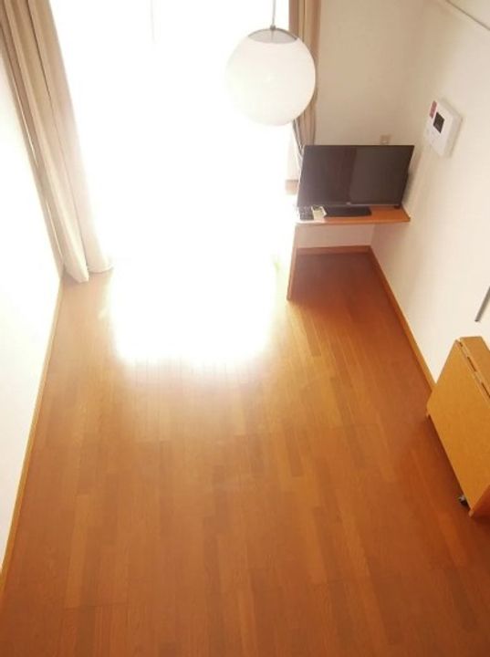 神奈川県横浜市港南区下永谷5(アパート)の賃貸物件の居間