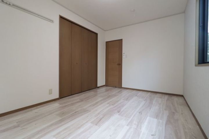 新潟県長岡市古正寺3(アパート)の賃貸物件の内装