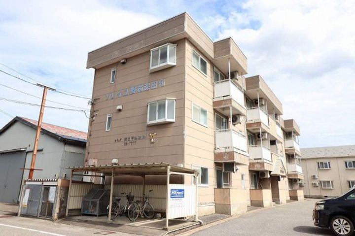 ソレイユ野村深田町の内装