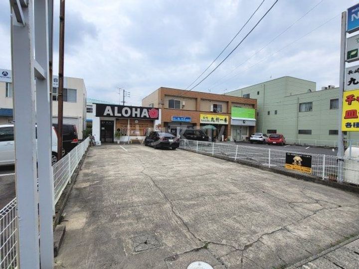 レオパレス三九郎の周辺