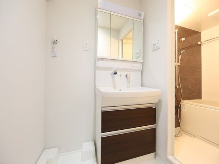 フレール上前津の内装