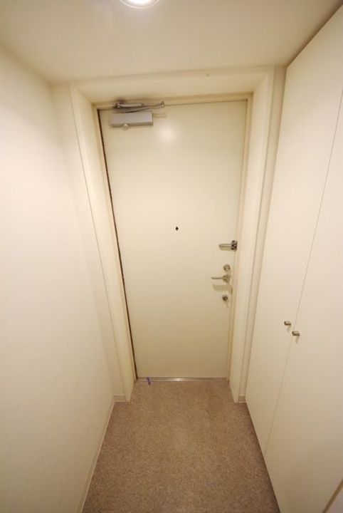 クレジデンス東銀座の玄関
