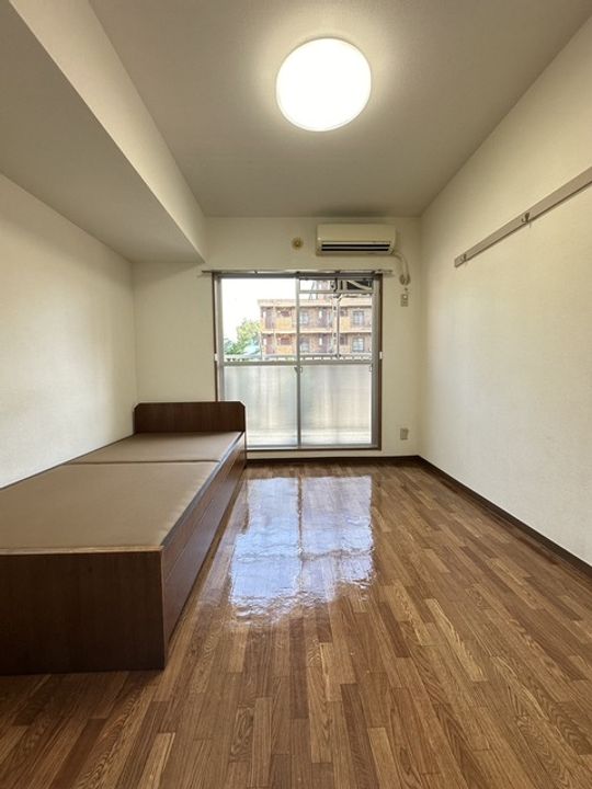 東京都八王子市南大沢1(マンション)の賃貸物件の居間