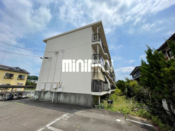 天王ハイツの外観