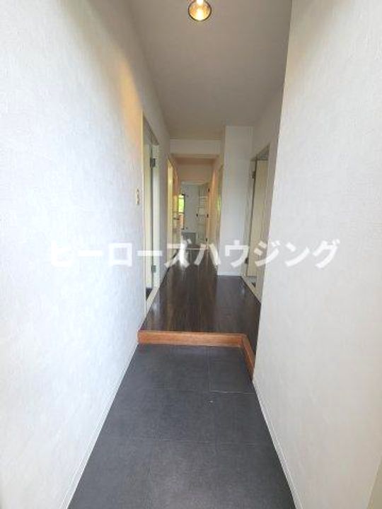 大阪府豊中市待兼山町(マンション)の賃貸物件の玄関