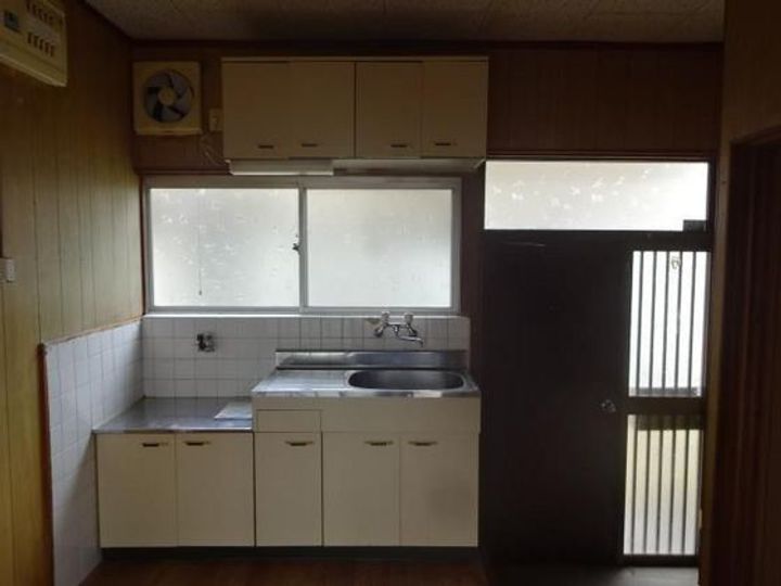 岡山県岡山市南区浜野3(一戸建)の賃貸物件のキッチン