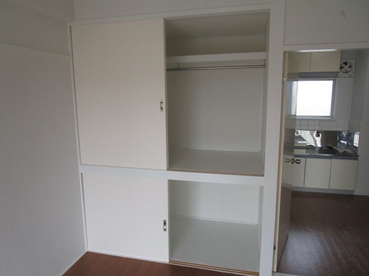 栄町ハイツの内装