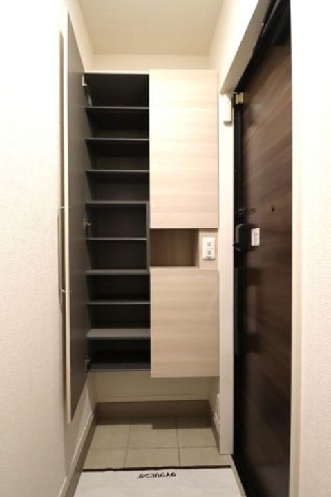 セレスティア石神井台IIの玄関
