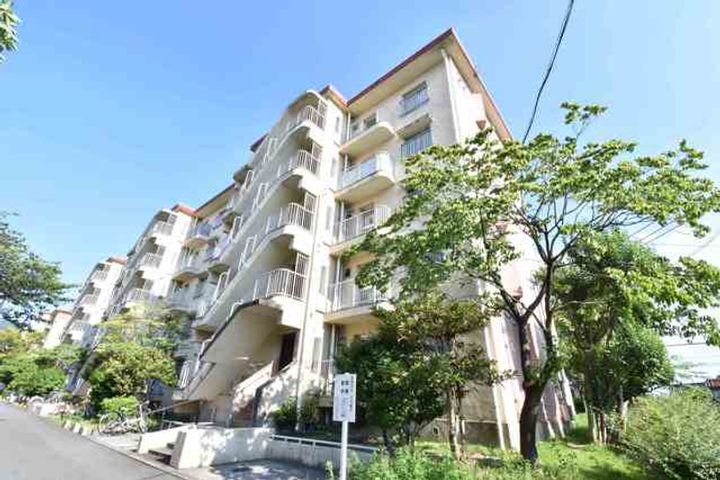 UR南新田の外観