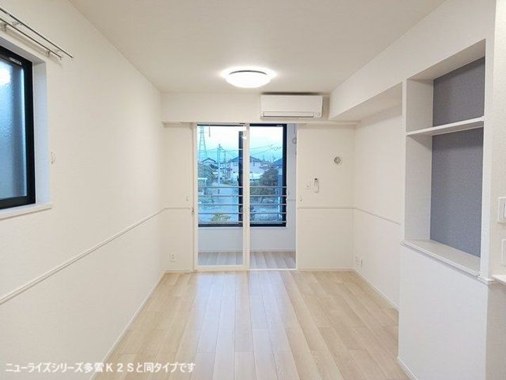 カーサさくらAの居間