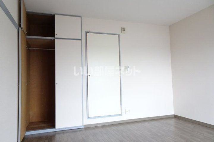 三重県名張市東町(マンション)の賃貸物件の内装