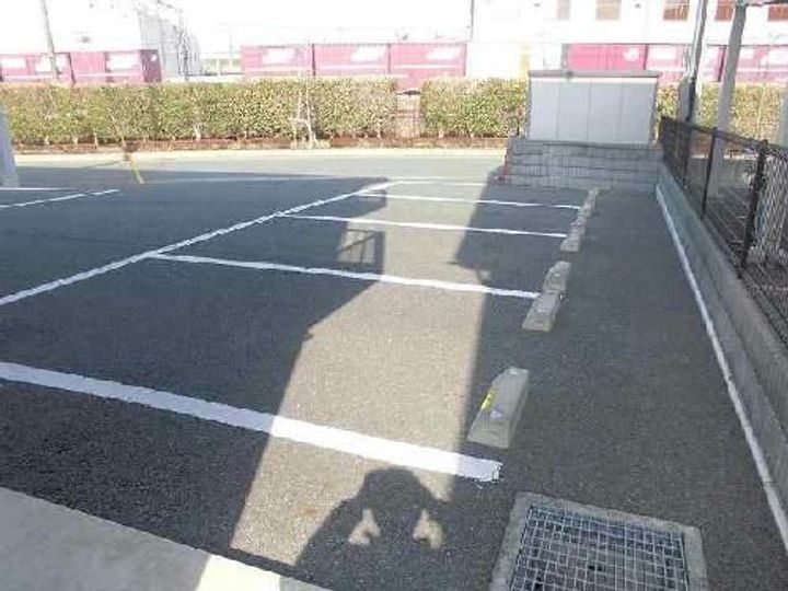 レオパレス中今泉の地図