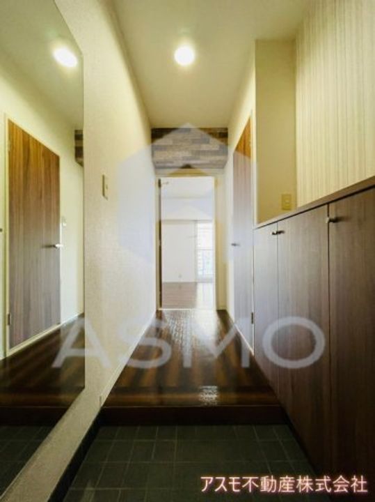 大阪府大阪市中央区内本町1(マンション)の賃貸物件の玄関