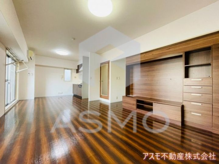 大阪府大阪市中央区内本町1(マンション)の賃貸物件の居間