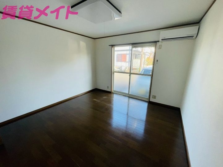 シーサイドフジの居間