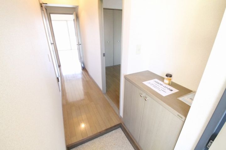 サンオリエントの玄関