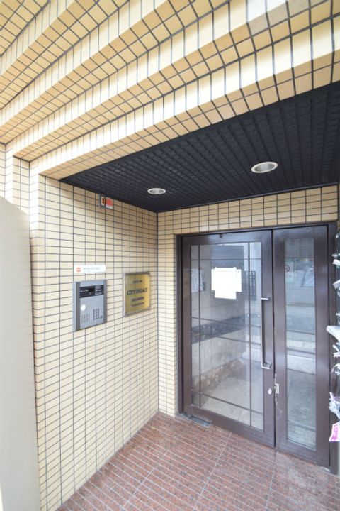シティパレス南千里の地図