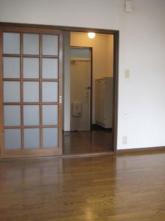 はっぴいハイツの玄関