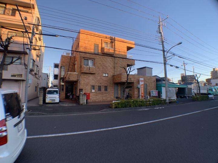 グラントワ谷在家の周辺