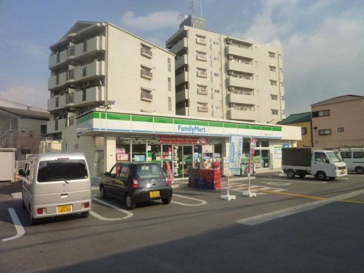 ルピナスC棟の周辺