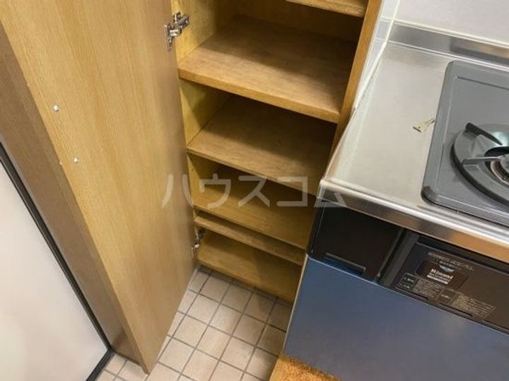 ウィンディ世田谷Iの玄関