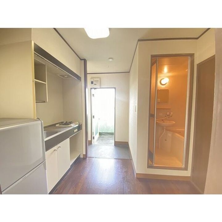 エブリワン西棟の内装