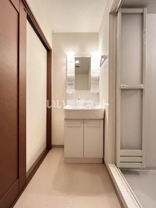 フォブール栗林南Bの内装