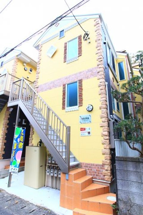 ユナイト田浦アステリオンの外観