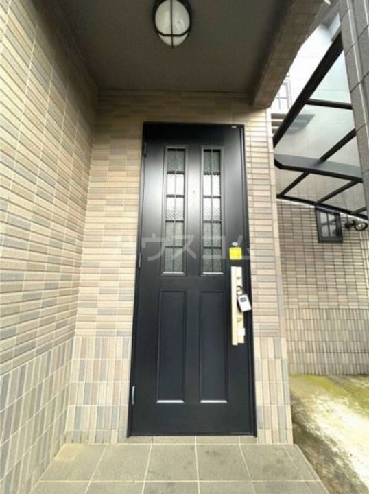 東京都杉並区今川1(一戸建)の賃貸物件の玄関