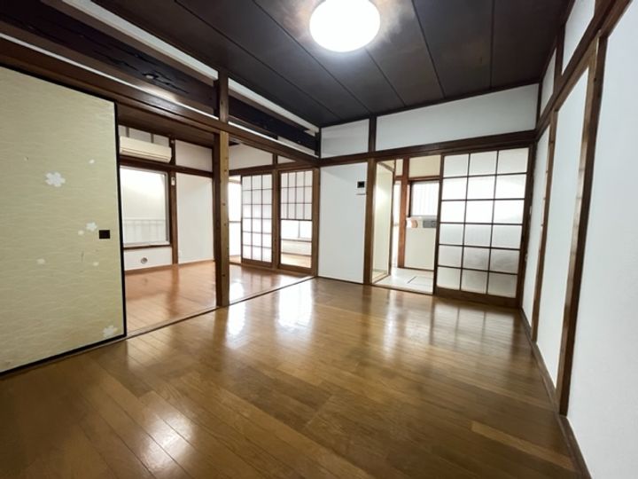 神奈川県横浜市磯子区杉田4(一戸建)の賃貸物件の居間