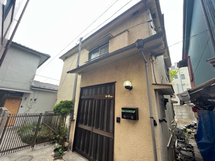 神奈川県横浜市磯子区杉田4(一戸建)の賃貸物件の外観