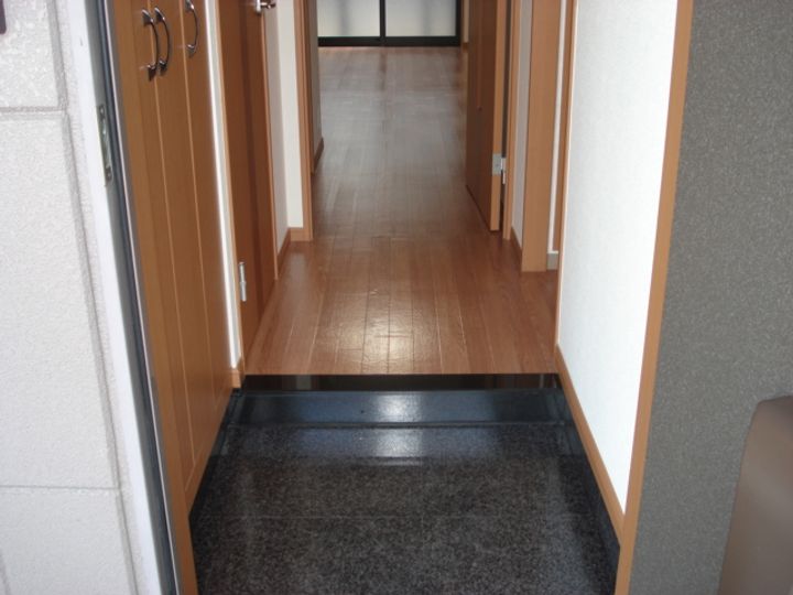 岡山県倉敷市連島2(アパート)の賃貸物件の玄関