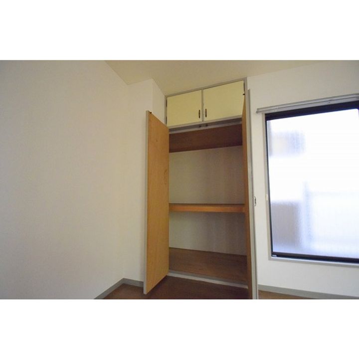 おしゃれ館公園前中宮IIの内装